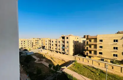 Apartment - 3 Bedrooms - 3 Bathrooms for sale in 7th Area - Shorouk City - Cairo