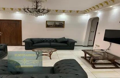 Apartment - 3 Bedrooms - 2 Bathrooms for rent in Sarayat Al Maadi - Hay El Maadi - Cairo