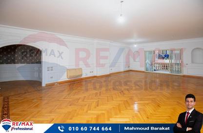 Apartment - 4 Bedrooms - 4 Bathrooms for sale in Sant Giyn St. - Kafr Abdo - Roushdy - Hay Sharq - Alexandria