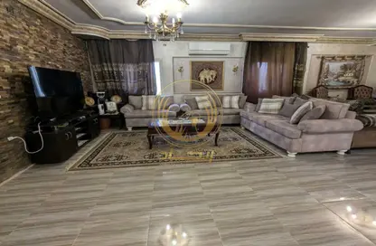 Apartment - 3 Bedrooms - 2 Bathrooms for sale in Shorouk City - Cairo