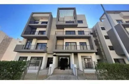 Apartment - 3 Bedrooms - 2 Bathrooms for sale in Villa Square - Fifth Square - The 5th Settlement - New Cairo City - Cairo