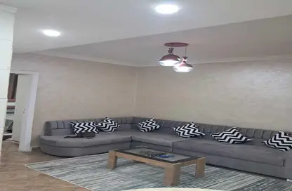 Apartment - 2 Bedrooms - 1 Bathroom for rent in Mohammed Al Maqref St. - 6th Zone - Nasr City - Cairo