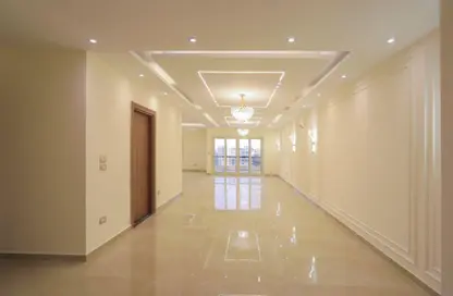 Apartment - 3 Bedrooms - 3 Bathrooms for sale in Damascus St. - Roxy - Heliopolis - Masr El Gedida - Cairo