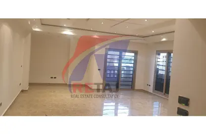 Apartment - 3 Bedrooms - 2 Bathrooms for rent in Doctor Mohamed Youssef St. - El Banafseg 7 - El Banafseg - New Cairo City - Cairo