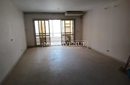 Apartment - 3 Bedrooms - 2 Bathrooms for sale in Al Zohour St. - Sheraton Al Matar - El Nozha - Cairo