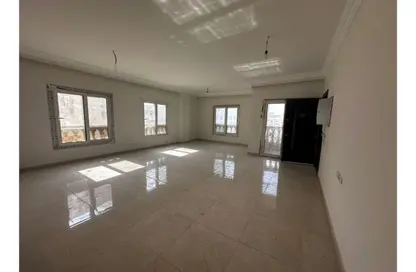 Villa - 6 Bathrooms for rent in Mohamed Rahim St. - El Yasmeen 3 - El Yasmeen - New Cairo City - Cairo