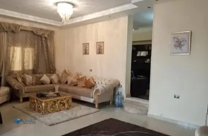 Apartment - 4 Bedrooms - 3 Bathrooms for sale in Doctor Mohamed Youssef St. - El Banafseg 7 - El Banafseg - New Cairo City - Cairo