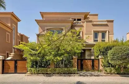 Villa - 5 Bedrooms - 4 Bathrooms for sale in Al Patio 5 East - El Patio - El Shorouk Compounds - Shorouk City - Cairo