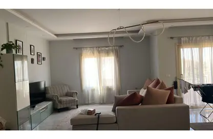 Apartment - 3 Bedrooms - 2 Bathrooms for rent in Area B - Ganoob El Acadimia - New Cairo City - Cairo