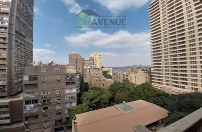 Apartment - 3 Bedrooms - 3 Bathrooms for rent in Mohamed Mazhar St. - Zamalek - Cairo