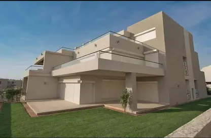 Villa - 5 Bedrooms - 5 Bathrooms for sale in Azha - Al Ain Al Sokhna - Suez