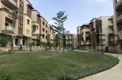 Apartment - 3 Bedrooms - 3 Bathrooms for sale in Green 5 - 6 October Compounds - 6 October City - Giza