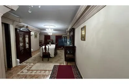 Apartment - 3 Bedrooms - 2 Bathrooms for sale in Al Sefarat District - Nasr City - Cairo