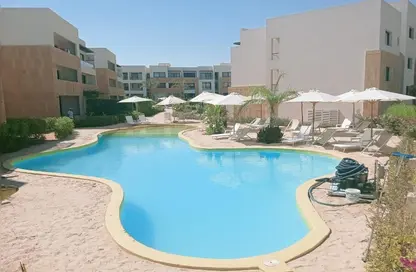 Chalet - 2 Bedrooms - 2 Bathrooms for sale in Azha - Al Ain Al Sokhna - Suez