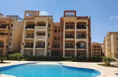 Chalet - 2 Bedrooms - 2 Bathrooms for sale in Emirates Heights - Qesm Ad Dabaah - North Coast