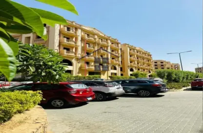 Apartment - 2 Bedrooms - 2 Bathrooms for sale in Al Ashrafiya - North Investors Area - New Cairo City - Cairo