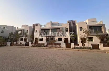 Townhouse - 3 Bedrooms - 3 Bathrooms for sale in MonteNapoleone - Mostakbal City Compounds - Mostakbal City - Future City - Cairo