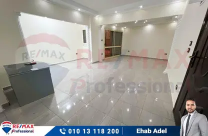 Apartment - 3 Bedrooms - 2 Bathrooms for sale in Ali Fakhry St. - Saba Basha - Hay Sharq - Alexandria