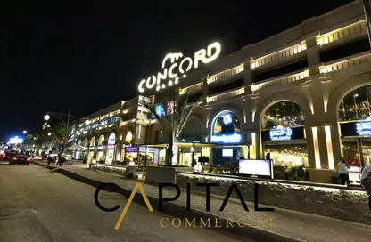 Retail - Studio - 2 Bathrooms for rent in Concord Plaza - South Investors Area - New Cairo City - Cairo