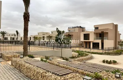 Villa - 3 Bedrooms - 3 Bathrooms for sale in Sodic East - 6th District - New Heliopolis - Cairo