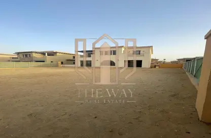 Twin House - 4 Bedrooms - 3 Bathrooms for sale in Mivida - 5th Settlement Compounds - The 5th Settlement - New Cairo City - Cairo