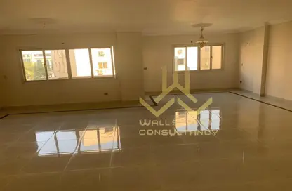 Apartment - 3 Bedrooms - 3 Bathrooms for sale in Al masrawya - South Investors Area - New Cairo City - Cairo