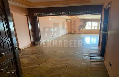 Apartment - 3 Bedrooms - 2 Bathrooms for rent in Lebanon Square - Mohandessin - Giza