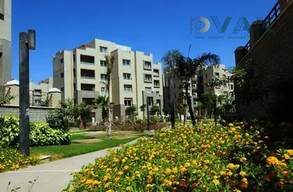 Apartment - 2 Bedrooms - 2 Bathrooms for sale in The Village - South Investors Area - New Cairo City - Cairo