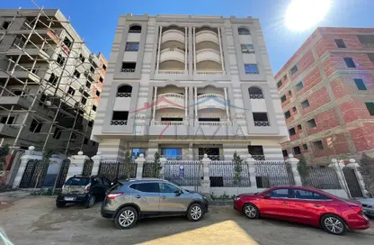 Apartment - 3 Bedrooms - 2 Bathrooms for sale in 2nd Neighborhood - 2nd District West - Shorouk City - Cairo