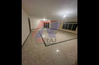 Apartment - 3 Bedrooms - 2 Bathrooms for sale in Gamal Al Din Dewidar St. - 8th Zone - Nasr City - Cairo
