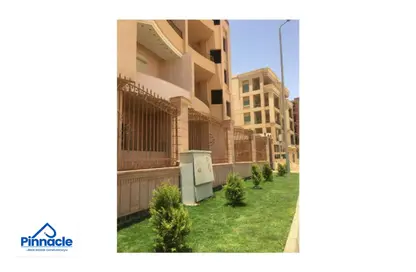 Show Room - Studio - 2 Bathrooms for rent in South Lotus - El Lotus - New Cairo City - Cairo