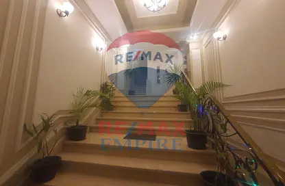 Apartment - 3 Bedrooms - 1 Bathroom for sale in Kafr Abdo - Roushdy - Hay Sharq - Alexandria