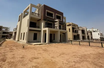 Villa - 4 Bedrooms - 4 Bathrooms for sale in New Giza - Cairo Alexandria Desert Road - 6 October City - Giza