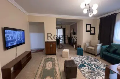 Apartment - 2 Bedrooms - 1 Bathroom for rent in Ahmed Fakhry St. - 6th Zone - Nasr City - Cairo