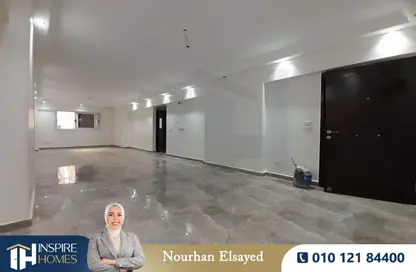 Apartment - 2 Bedrooms - 2 Bathrooms for rent in Laurent - Hay Sharq - Alexandria