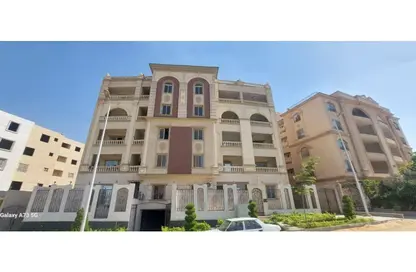 Apartment - 3 Bedrooms - 2 Bathrooms for sale in South Lotus - El Lotus - New Cairo City - Cairo