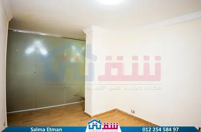 Apartment - 2 Bedrooms - 1 Bathroom for sale in Sidi Gaber - Hay Sharq - Alexandria