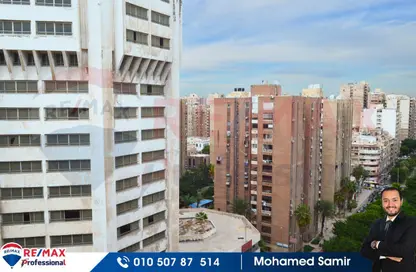 Apartment - 3 Bedrooms - 3 Bathrooms for sale in Roushdy St. - Roushdy - Hay Sharq - Alexandria