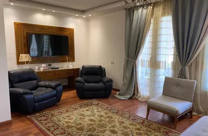 Apartment - 2 Bedrooms - 2 Bathrooms for sale in Jewar - 13th District - Sheikh Zayed City - Giza