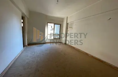 Apartment - 3 Bedrooms - 3 Bathrooms for sale in Ahmed Ragheb St. - Garden City - Cairo