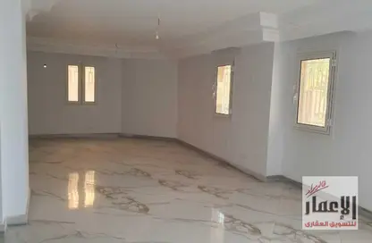 Apartment - 3 Bedrooms - 3 Bathrooms for rent in West Somid Road - West Somid - 6 October City - Giza