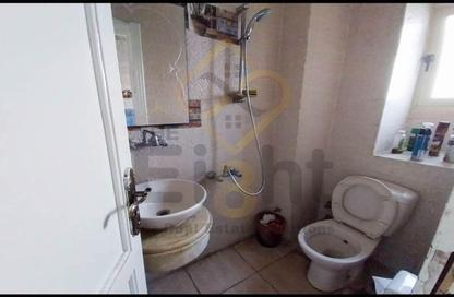 Office Space - Studio - 1 Bathroom for rent in Omar Lotfy St. - Sporting - Hay Sharq - Alexandria