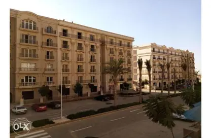 Apartment - 3 Bedrooms - 3 Bathrooms for sale in Hyde Park - 5th Settlement Compounds - The 5th Settlement - New Cairo City - Cairo