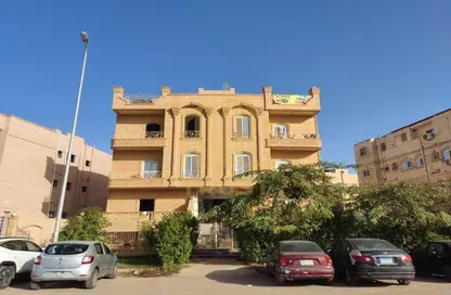 Apartment - 3 Bedrooms - 2 Bathrooms for sale in 7th District - Sheikh Zayed City - Giza