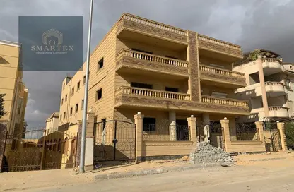 Duplex - 3 Bedrooms - 3 Bathrooms for sale in 5th Neighborhood - 3rd District East - Shorouk City - Cairo