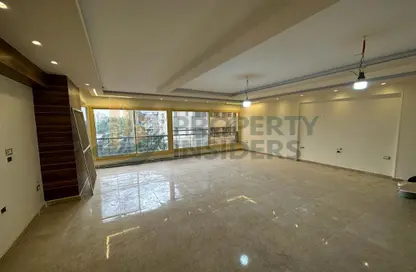 Apartment - 3 Bedrooms - 2 Bathrooms for sale in Shooting Club Street - Dokki - Giza