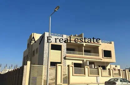 Twin House - 5 Bedrooms - 4 Bathrooms for sale in Al Bostan St. - 9th District - Sheikh Zayed City - Giza