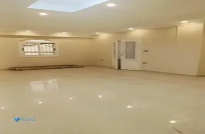 Apartment - 3 Bedrooms - 2 Bathrooms for rent in El Koronfel - The 5th Settlement - New Cairo City - Cairo