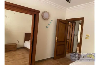 Apartment - 3 Bedrooms - 2 Bathrooms for rent in Ganoob El Acadimia - New Cairo City - Cairo