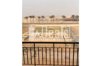 Apartment - 3 Bedrooms - 3 Bathrooms for sale in Uptown Cairo Road - Al Abageyah - El Khalifa - Cairo